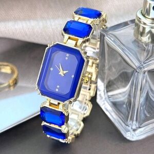 Elegant Blue and Gold Women's Watch